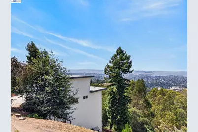 6077 Skyline Blvd, Oakland, CA 94611 - Photo 45