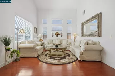 1325 San Lucas Dr, Pittsburg, CA 94565 - Photo 7