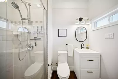 920 63rd St, Oakland, CA 94608 - Photo 39