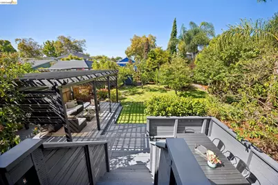 920 63rd St, Oakland, CA 94608 - Photo 17