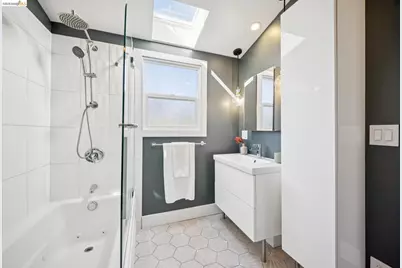 920 63rd St, Oakland, CA 94608 - Photo 35
