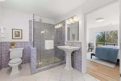 6856 Armour Dr, Oakland, CA 94611 - Photo 29