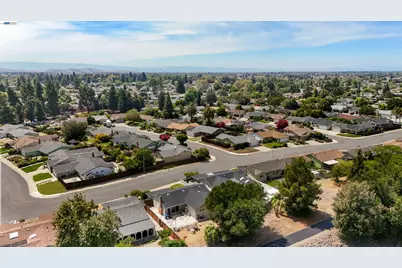 34704 Locke Ave, Fremont, CA 94555 - Photo 39