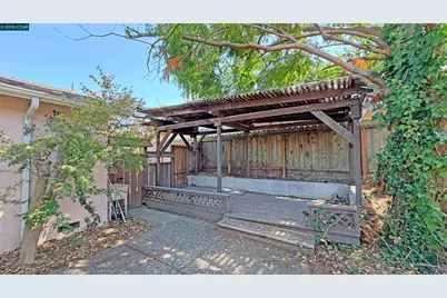 2645 O'Donnell Dr, San Pablo, CA 94806 - Photo 15