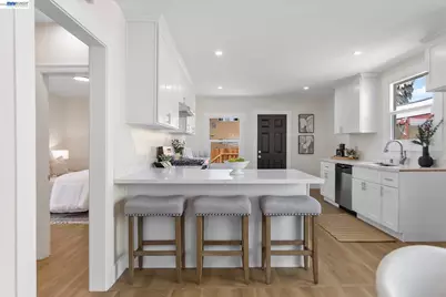 1707 78th Ave, Oakland, CA 94621 - Photo 7