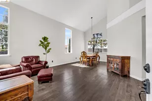 2158 Newport Ct, Discovery Bay, CA 94505 - Photo 7