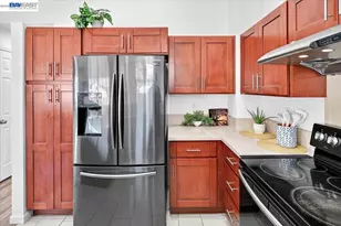 10837 McPeak Ln, Dublin, CA 94568 - Photo 25