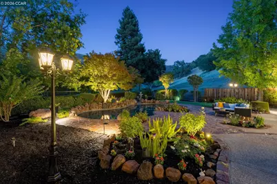645 Birchwood Ct, Danville, CA 94506 - Photo 41