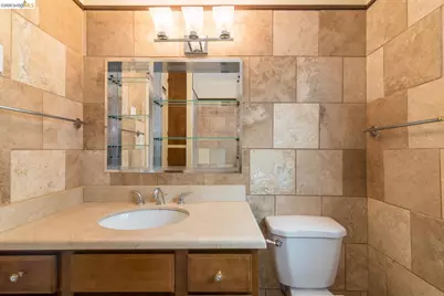 357 Alcatraz Ave, Oakland, CA 94618 - Photo 25