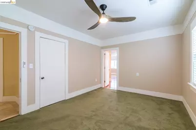 357 Alcatraz Ave, Oakland, CA 94618 - Photo 39