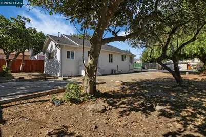 196 N Bella Monte Ave, Bay Point, CA 94565 - Photo 21