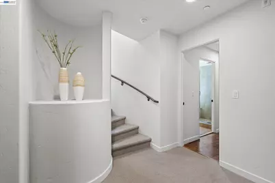 84 Siena Dr, Oakland, CA 94605 - Photo 25