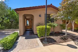 84 Siena Dr, Oakland, CA 94605 - Photo 3