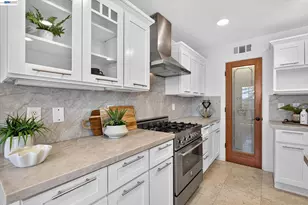 84 Siena Dr, Oakland, CA 94605 - Photo 17