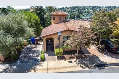 84 Siena Dr, Oakland, CA 94605 - Photo 43