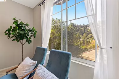 200 Caldecott Ln #206, Oakland, CA 94618 - Photo 7