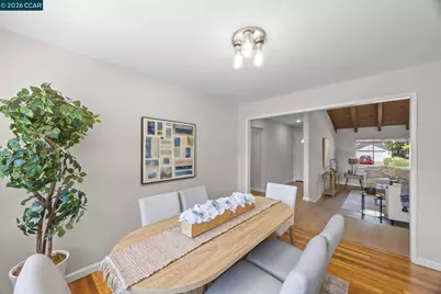 1320 Hookston Rd, Concord, CA 94518 - Photo 5