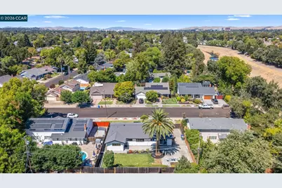 1320 Hookston Rd, Concord, CA 94518 - Photo 35