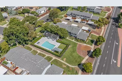1651 Monterey Dr, Livermore, CA 94551 - Photo 27