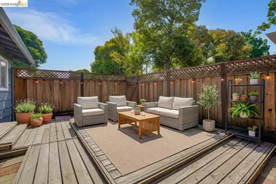 1651 Monterey Dr, Livermore, CA 94551 - Photo 17