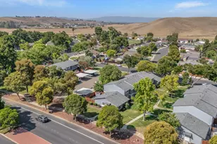 1651 Monterey Dr, Livermore, CA 94551 - Photo 25
