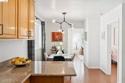 1390 31st St, Oakland, CA 94602 - Photo 13