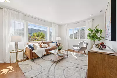 1390 31st St, Oakland, CA 94602 - Photo 3