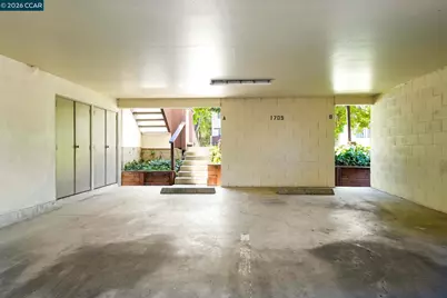 1705 Dalessi Dr, Pinole, CA 94564 - Photo 41
