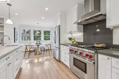 6141 Aspinwall Rd, Oakland, CA 94611 - Photo 9