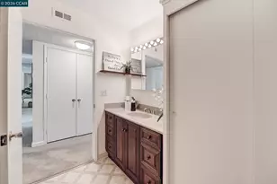 1425 Canyonwood, Walnut Creek, CA 94595 - Photo 29