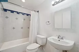 150 Pearl St, Oakland, CA 94611 - Photo 15
