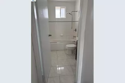 9024 Olive St, Oakland, CA 94603 - Photo 13