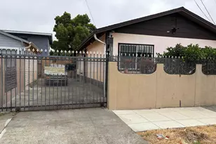 9024 Olive St, Oakland, CA 94603 - Photo 3