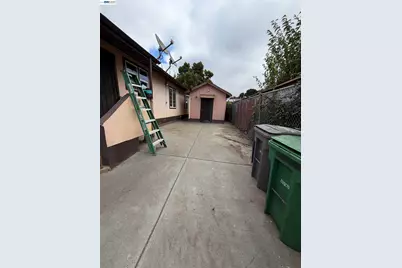 9024 Olive St, Oakland, CA 94603 - Photo 5