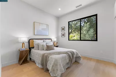 3194 Surmont Dr, Lafayette, CA 94549 - Photo 29
