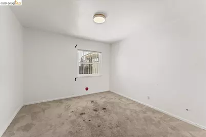 2136 Linden St, Oakland, CA 94607 - Photo 9
