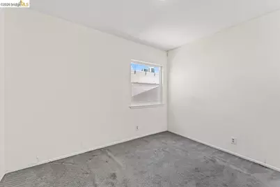2136 Linden St, Oakland, CA 94607 - Photo 23