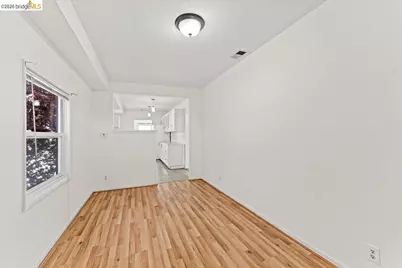 2136 Linden St, Oakland, CA 94607 - Photo 17