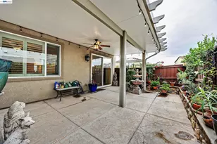 7001 Sitka Ct, Vacaville, CA 95687 - Photo 55