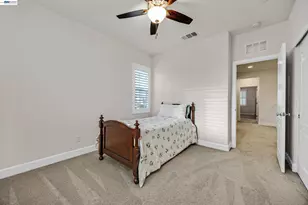 7001 Sitka Ct, Vacaville, CA 95687 - Photo 33
