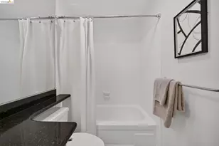 555 Jean St, Oakland, CA 94610 - Photo 17
