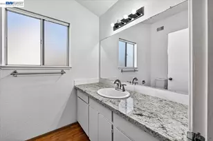 8265 Calla Way, Sacramento, CA 95828 - Photo 31