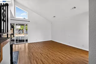 8265 Calla Way, Sacramento, CA 95828 - Photo 33