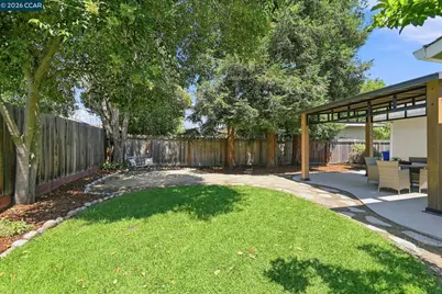 987 Getoun Drive, Concord, CA 94518 - Photo 21