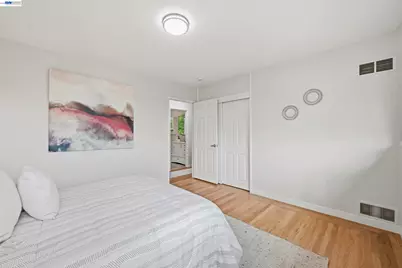 19026 Center St, Castro Valley, CA 94546 - Photo 29