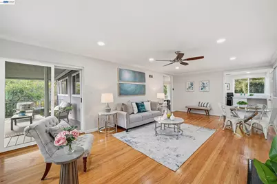 19026 Center St, Castro Valley, CA 94546 - Photo 7