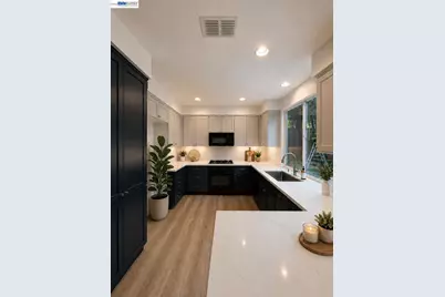 1015 Canyon Oaks Dr, El Sobrante, CA 94803 - Photo 11