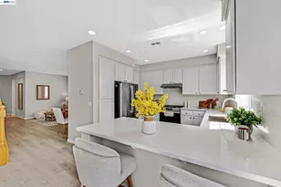 34500 Torrey Pine Ln, Union City, CA 94587 - Photo 9