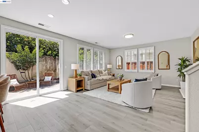 34500 Torrey Pine Ln, Union City, CA 94587 - Photo 5