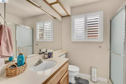 1910 Harvest Landing Ct, Tracy, CA 95376 - Photo 27